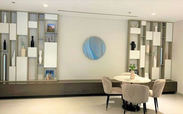 Luxury Dubai Creek Harbour Waterfront Apartment