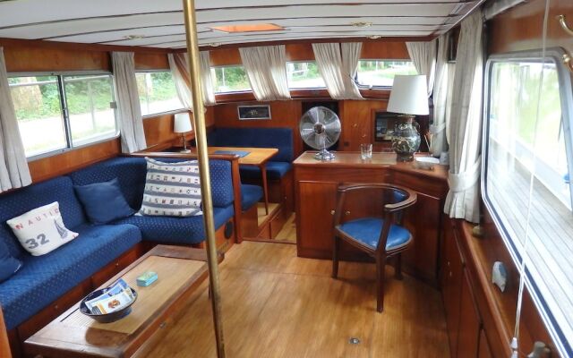 La bonne planque - Bateau