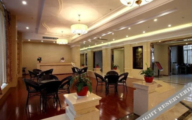 Hangzhou Zhenda Hotel (Chengbei Vientiane City Haoyun Street Subway Station)
