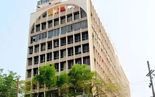 OYO Premium Paltan Bazar