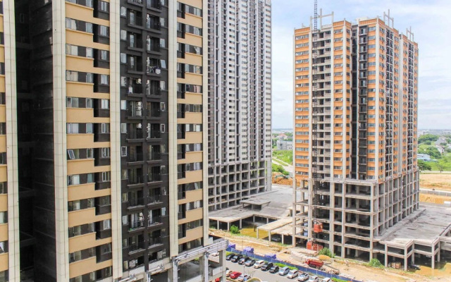 Nice And Cozy Living 2Br At Meikarta Apartment