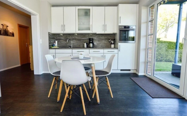 Gods06006-fewo 'luv un Lee'