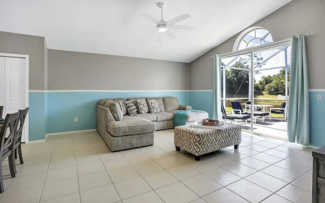 4716-4-ww-blend of Relaxation and Convenience