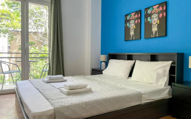 SOHO Vivid 55sqm apt in Athens