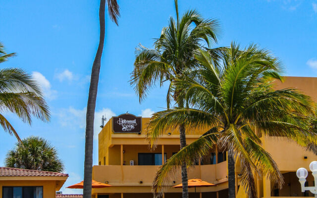 Hollywood Sands Resort