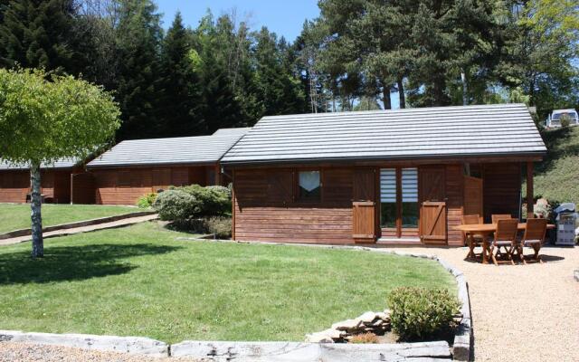 Volcans Vacances Les Chalets Du Lac