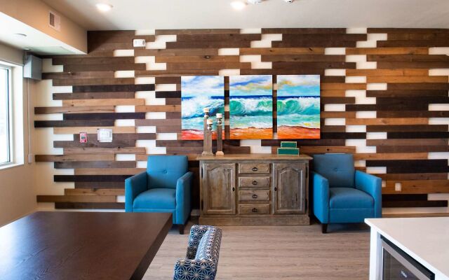 Soka Suites Dallas - Las Colinas