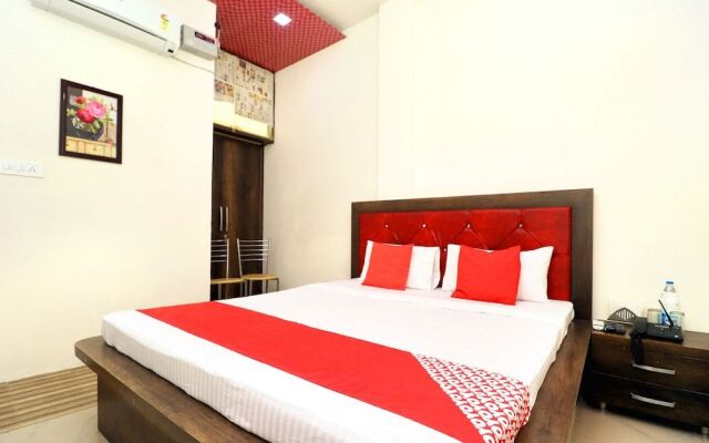 Oyo 40853 Hotel Classic