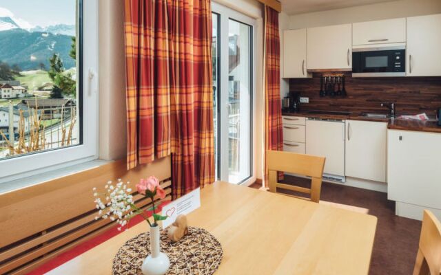 Apartment Ladis Fiss 10880