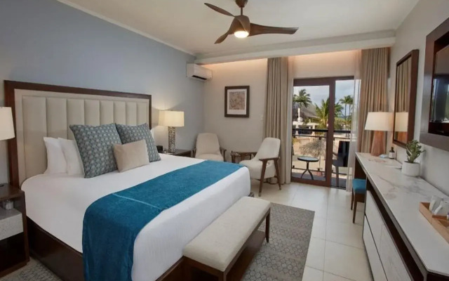Manchebo Beach Resort and Spa