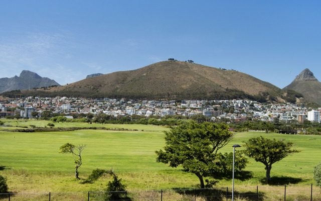 Mouille Point Village