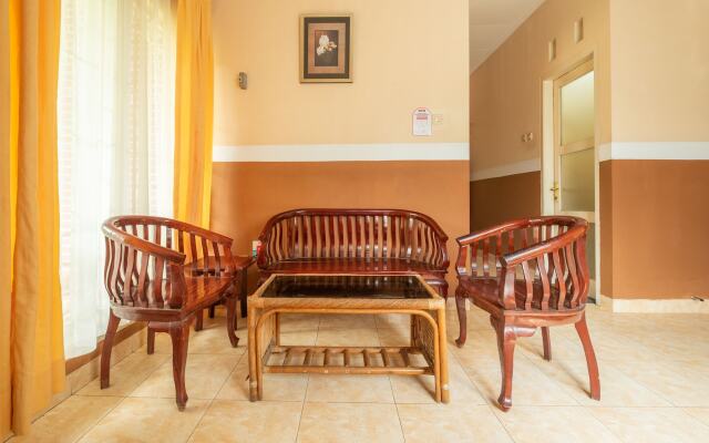 OYO 644 Grand Yustik Selabintana