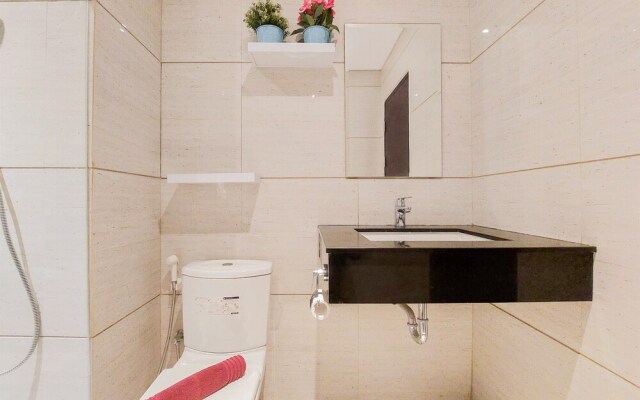 Comfort Designed 1Br At Brooklyn Alam Sutera Apartment