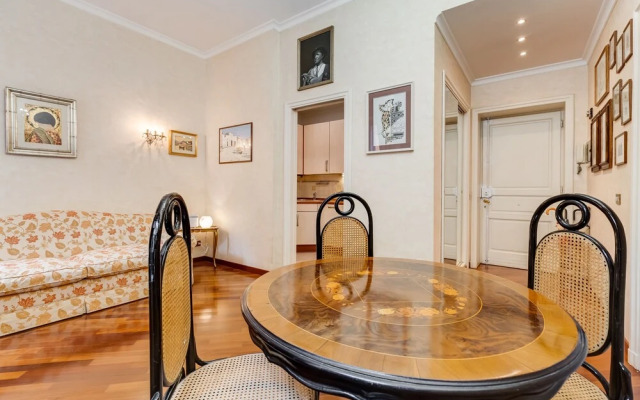 Trevi Fountain Apartments