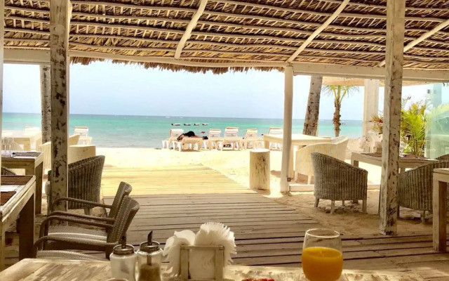Luxurious Condo Steps From The Beach G2 Los Corales Playa Bavaro