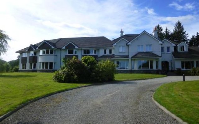 Loch Lein Country House