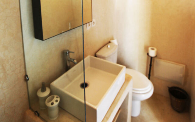 Riad 144