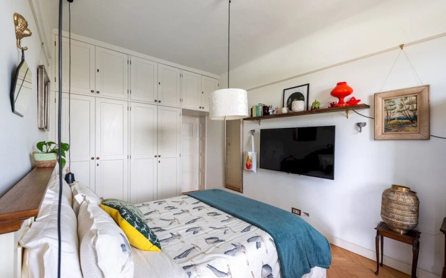 Premium 3 Bed 3 Bath Lounge Apartment