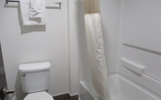 Motel 6 Canoga Park, CA