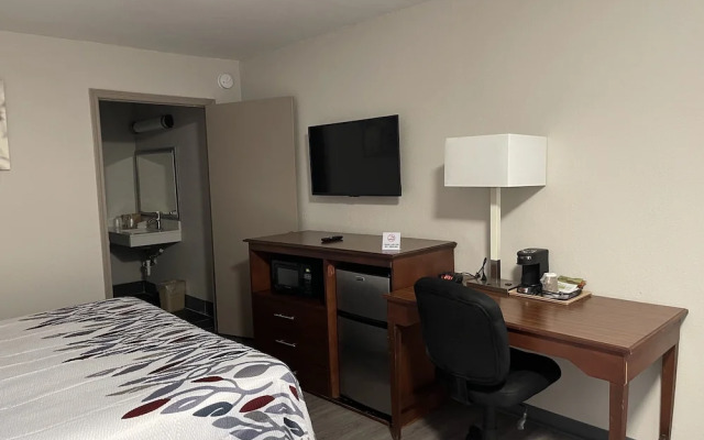 Red Roof Inn LaGrange