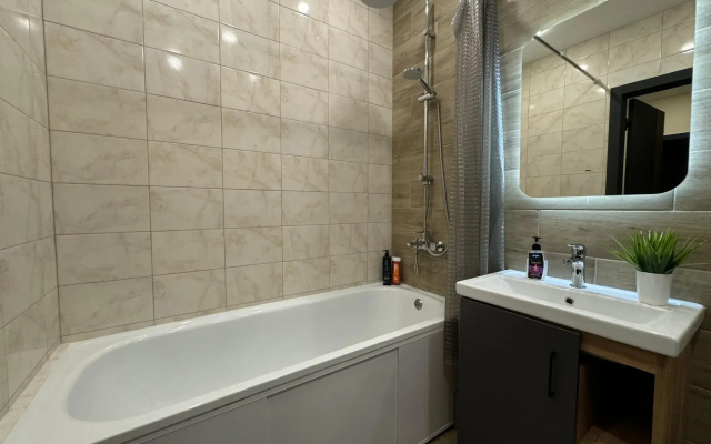 Apartamenty na prospekte Sozidatelej 114/2