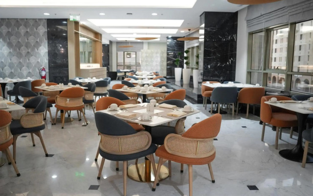 Al Manakha Rotana Madinah
