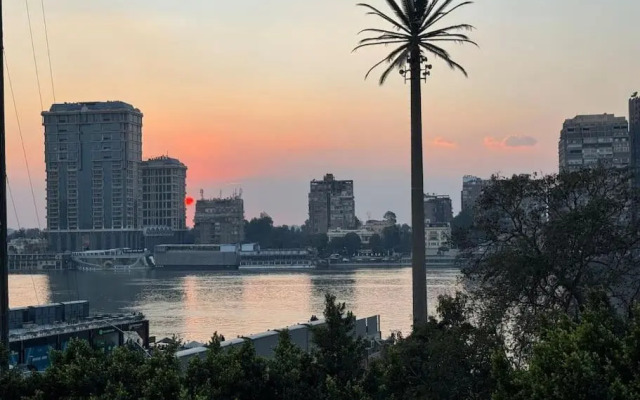 Heart of Cairo Studio with Exceptional Nile View