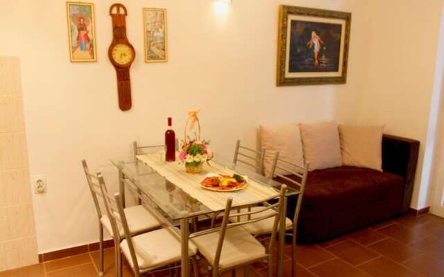Apartments Sveti Stefan NR Lux