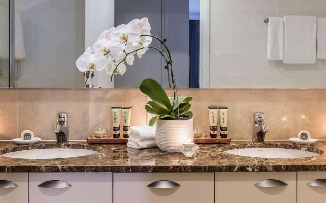 Quay West Suites Melbourne