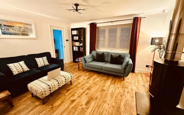 House, Pentire, Newquay, Near Beaches With Parking