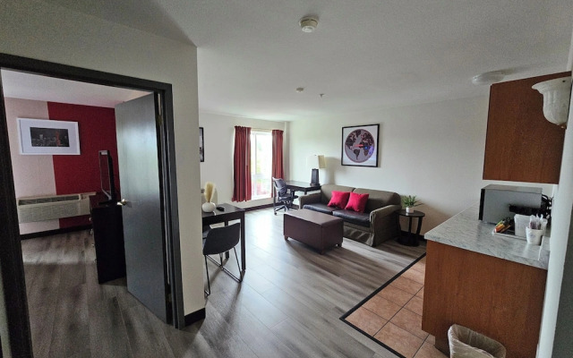 Ramada by Wyndham SeaTac Airport