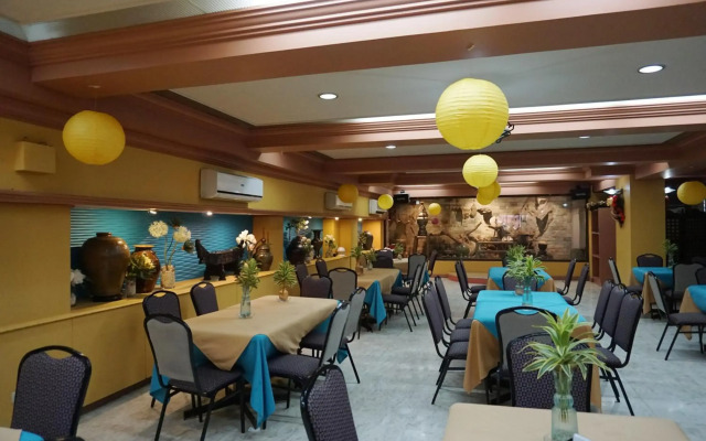 Grand City Hotel