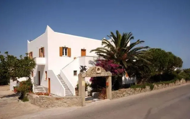 Pension Marmaras