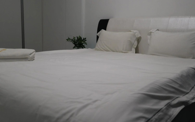 Zen66 @ Roxy Serviced Apartment