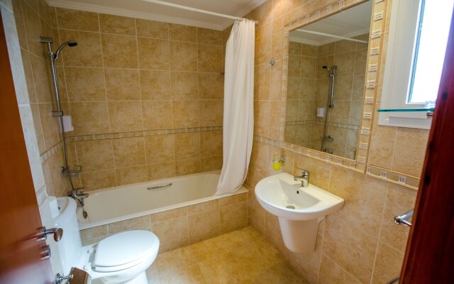 Sanders Seaview Paphos