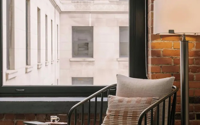 Sonder by Marriott Bonvoy Apollon Apartments Old Montreal