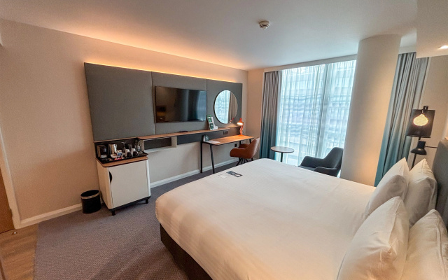 Holiday Inn London - Whitechapel by IHG - Image 4