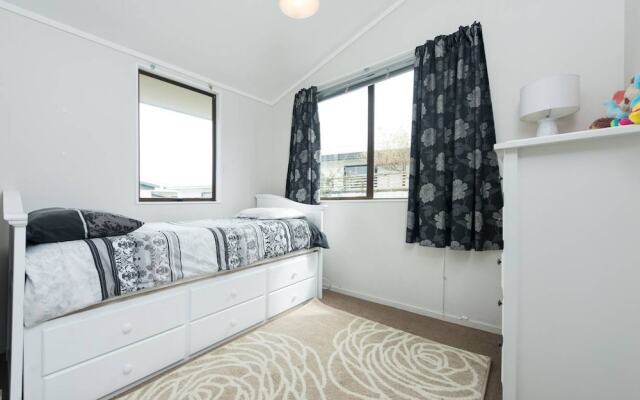 Awesome 4 Bed Beach House