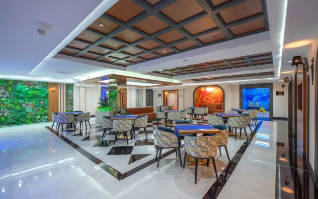 Elysium Deluxe Suites