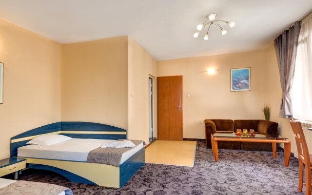 Hotel Prestige