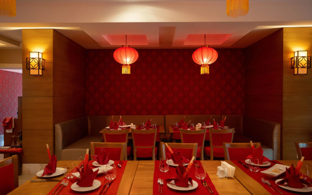 Ramada by Wyndham Rome / Verona