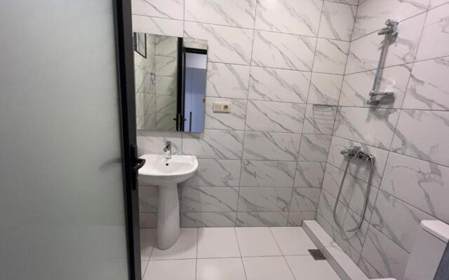 Batumi Hotel R&M