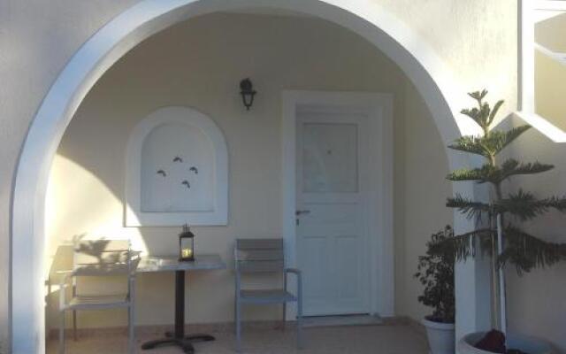 Kiklamino Studios & Apartments