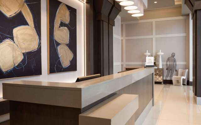 Embassy Suites by Hilton Kansas City Olathe