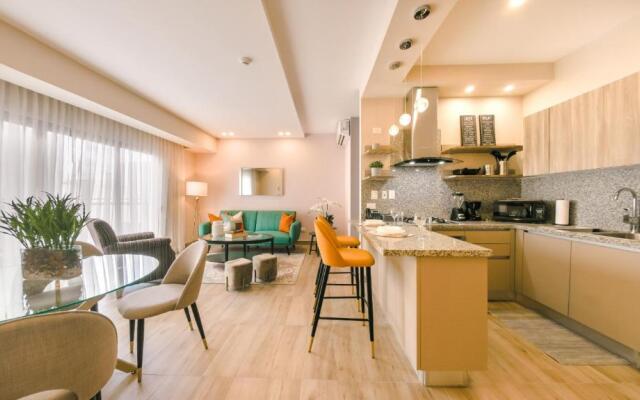 Fully Serviced Apartment at Regatta Living II 6C