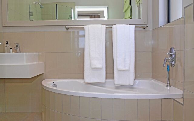 Brenton Haven Beachfront Resort