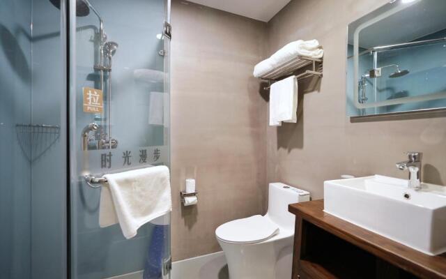 Nostalgia Hotel Beijing Temple Of The Earth China International Exhibition Center