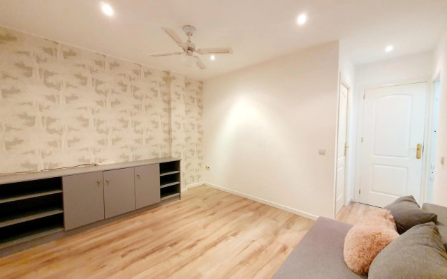 Lomas de Cabopino House