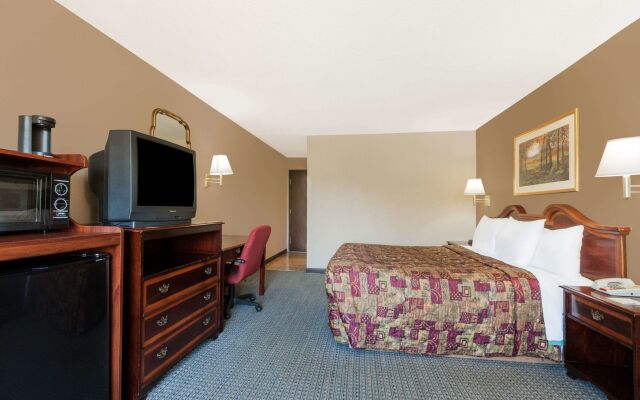 Executive Inn Mount Pleasant