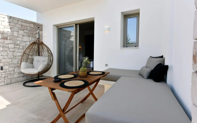 Anais Milos Suites